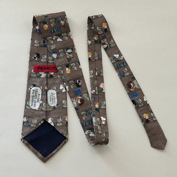 Peanuts Mens Silk Neck Tie Office Coffee Break Brown USA Snoopy Gang Characters - Picture 4 of 14